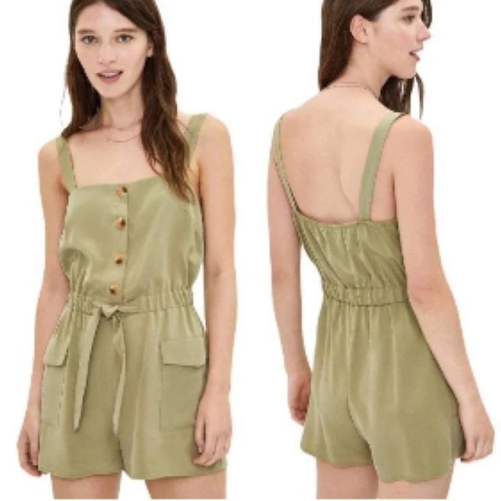 Bershka front tier romper